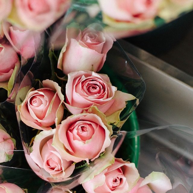 bouquet de roses fête des mères azur roses toulon var