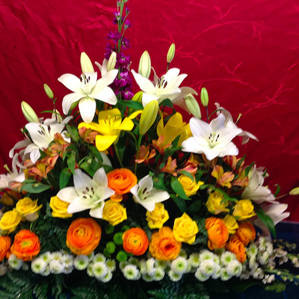 composition-fleurs-fraiches-deuil par azur-roses-la-crau-toulon-var