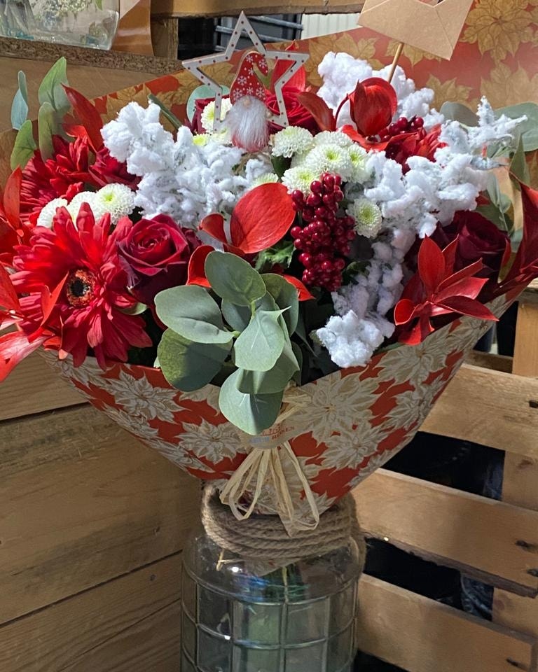 bouquet de noel Azur roses Producteur de fleurs dans le Var-1