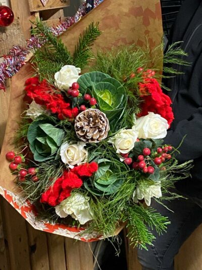 bouquet de fleur de Noël by Azur Roses Producteur fleurs var