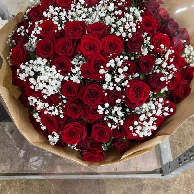 Bouquet Saint Valentin direct producteur by Azur Roses La Crau