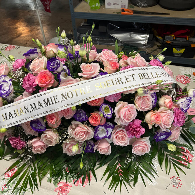 composition fleur deuil Azur Roses producteur à La Crau Var