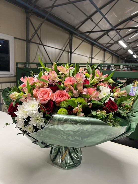 composition fleur deuil Azur Roses producteur à La Crau Var