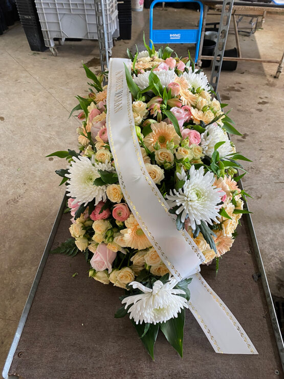 composition fleur deuil Azur Roses producteur à La Crau Var