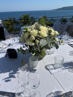 composition fleurs mariages Azur Roses producteur à la La Crau Var